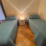 Mirto Piscina Condivisa Feriehus