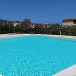 Feriehus Mirto Piscina Condivisa *